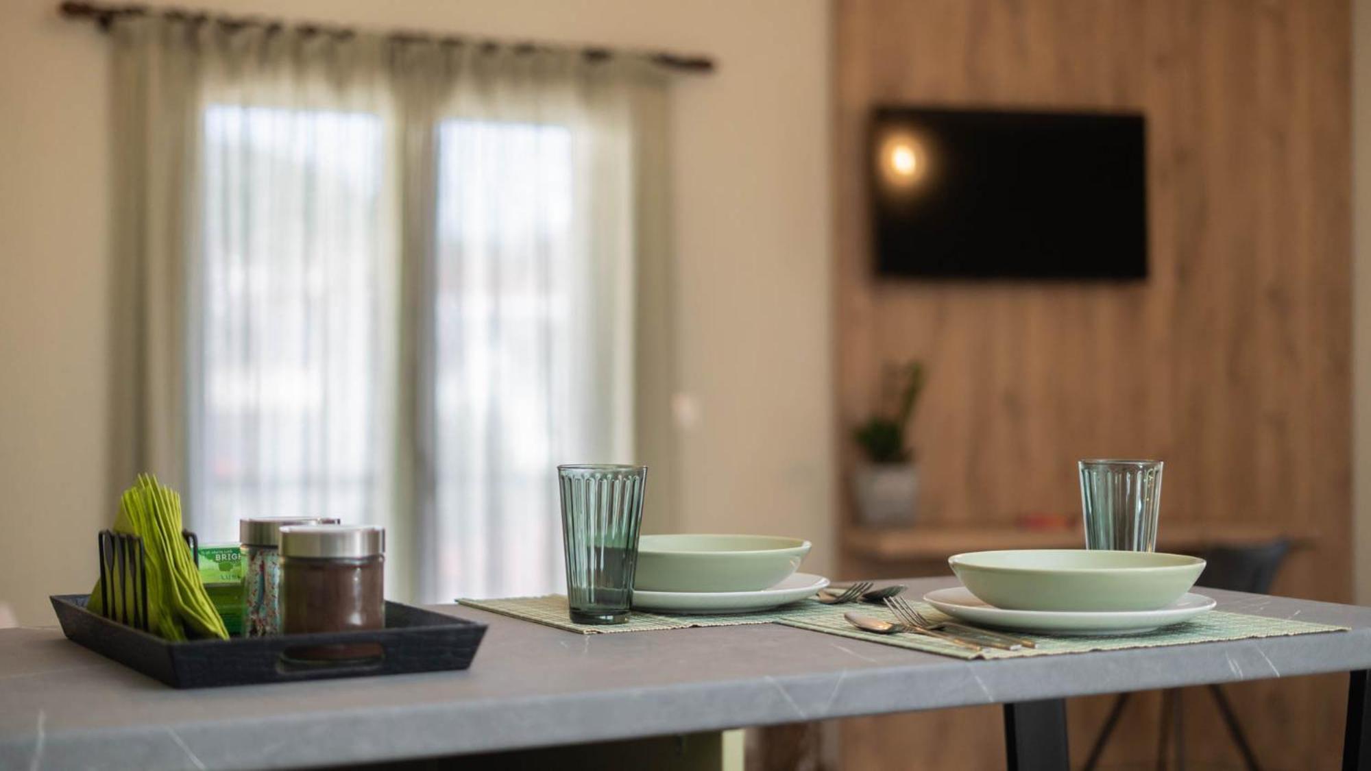 Aurora Suite Apartment Калампака Екстериор снимка