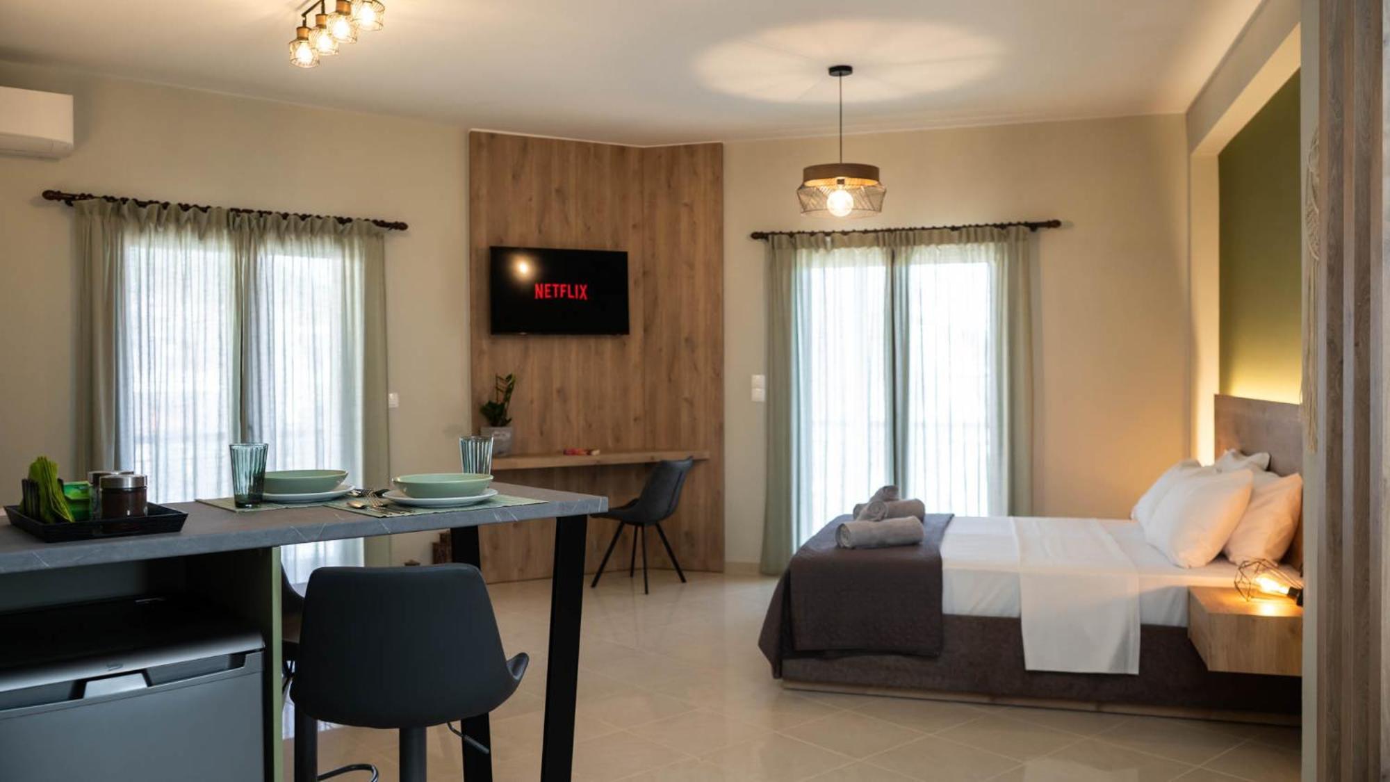 Aurora Suite Apartment Калампака Екстериор снимка
